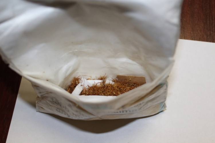 Bedrogozva motorozott és kábítószer is volt nála