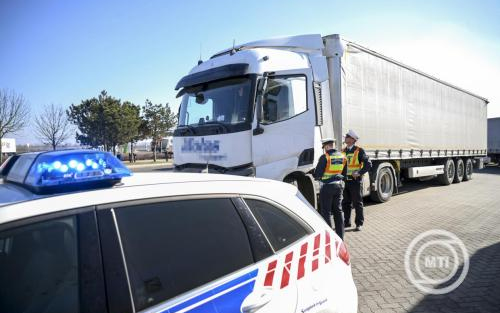 Országos közlekedésbiztonsági ellenőrzés kezdődik a közutakon