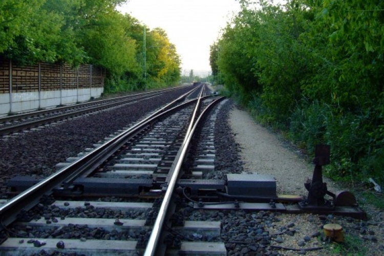 Vonat gázolt el vasúti alkalmazottakat Ausztriában, halálos áldozatok