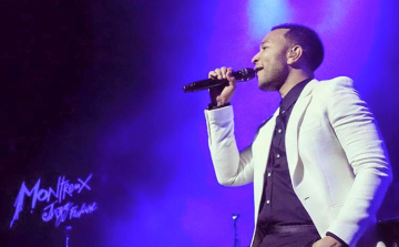 John Legend a közösségi médián keresztül koncertezik