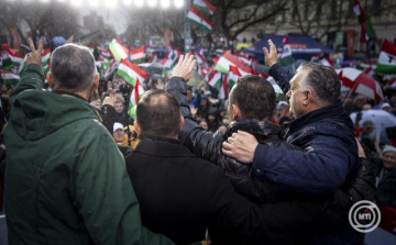 Orbán Viktor: az ukránok egy ukránbarát kormányt akarnak létrehozni Magyarországon