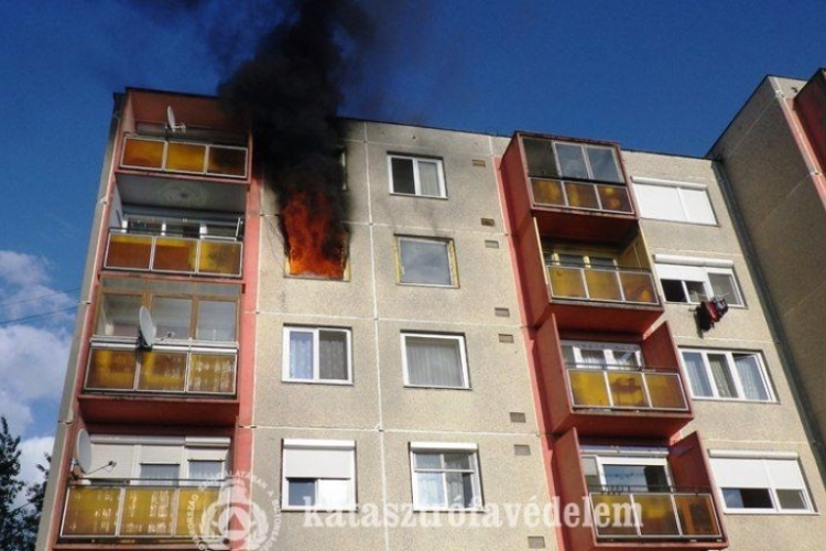 Borzasztóan sok lakástűz volt az első félévben, sokan meghaltak